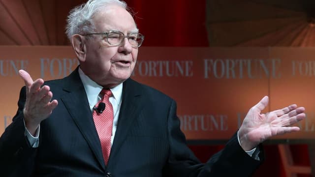 Chaque année il est possible de déjeuner avec Warren Buffett contre un chèque à sept chiffres