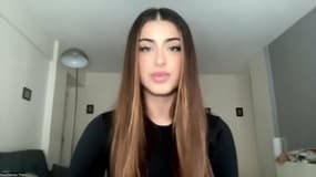 Thaïs s'est vue refuser l'accès à un bus en raison de sa tenue vestimentaire.