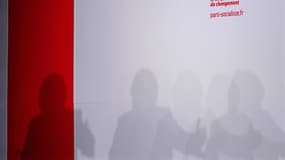 Les militants du Parti socialiste connaîtront au plus tard ce mardi à minuit, date limite du dépôt des motions en vue du prochain congrès, le choix de Martine Aubry pour lui succéder au poste de premier secrétaire en octobre. L'annonce de la tête de liste