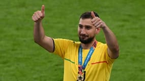 La joie du gardien de but italien Gianluigi Donnarumma, après la victoire aux tirs au but (1-1, 3-2 t.a.b.) face à l'Angleterre, en finale de l'Euro 2020, le 11 juillet 2021 au stade de Wembley à Londres