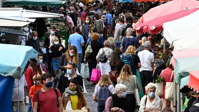 Un marché à Rennes le 12 septembre 2020