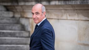 Olivier Marleix, député et président du groupe les Républicains, LR, parti de droite, lors d'une journée d'accueil des députés élus au deuxième tour des élections législatives de 2024 au Palais Bourbon de l'Assemblée nationale française, Paris, FRANCE, le 08 juillet 2024.