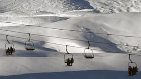 Un skieur a trouvé la mort, en Savoie, après avoir été enseveli par une coulée de neige. (Photo d'illustration)