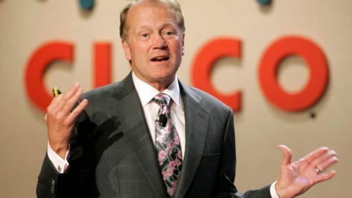 John Chambers, le patron de Cisco, pointe le rôle du shutdown et du scandale PRISM dans les difficultés vécues par son groupe.