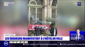Paris: les éboueurs manifestent à l'Hôtel de Ville