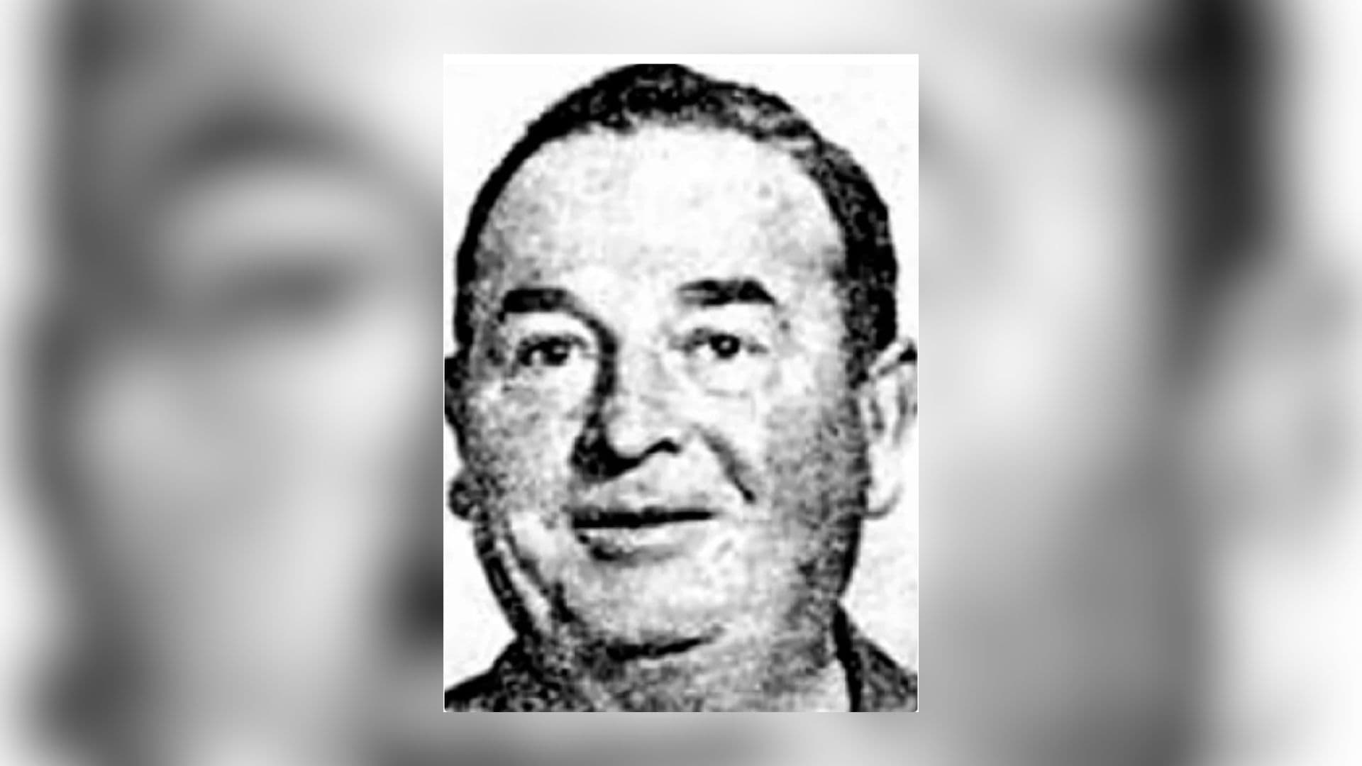 UN MYSTÈRE DE 1967 EN PARTIE RÉSOLU PAR DEUX PÊCHEURS APRÈS LA DÉCOUVERTE D'UNE VOITURE AU FOND DU MISSISSIPPI