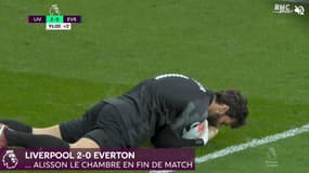 Alisson contre Everton
