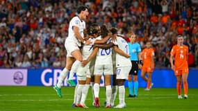 La joie des joueuses de l'équipe de France féminine face aux Pays-Bas, le 13 juillet 2025.