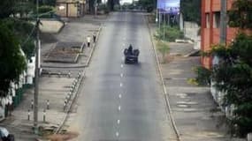 Situation explosive dans les rues d'Abidjan en Côte d'Ivoire, où les 12 000 ressortissants français vivent dans l'inquiétude.