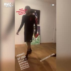Coronavirus : jongler avec du papier toilette, le défi des footballeurs pour lutter contre l'ennui