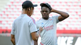 Castello Lukeba avant un match de Lyon, le 3 juin 2023
