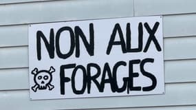Une affiche contre le projet de forage à Soufflenheim.