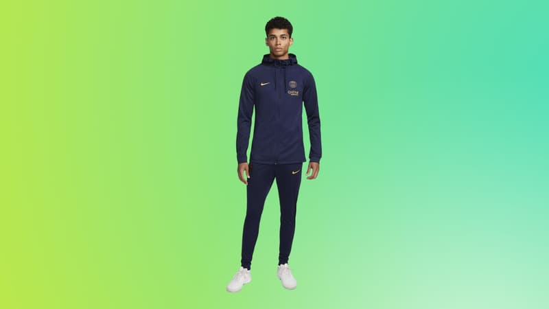 Cet ensemble de jogging Nike va se vendre comme des petits pains, vu son prix on comprend pourquoi