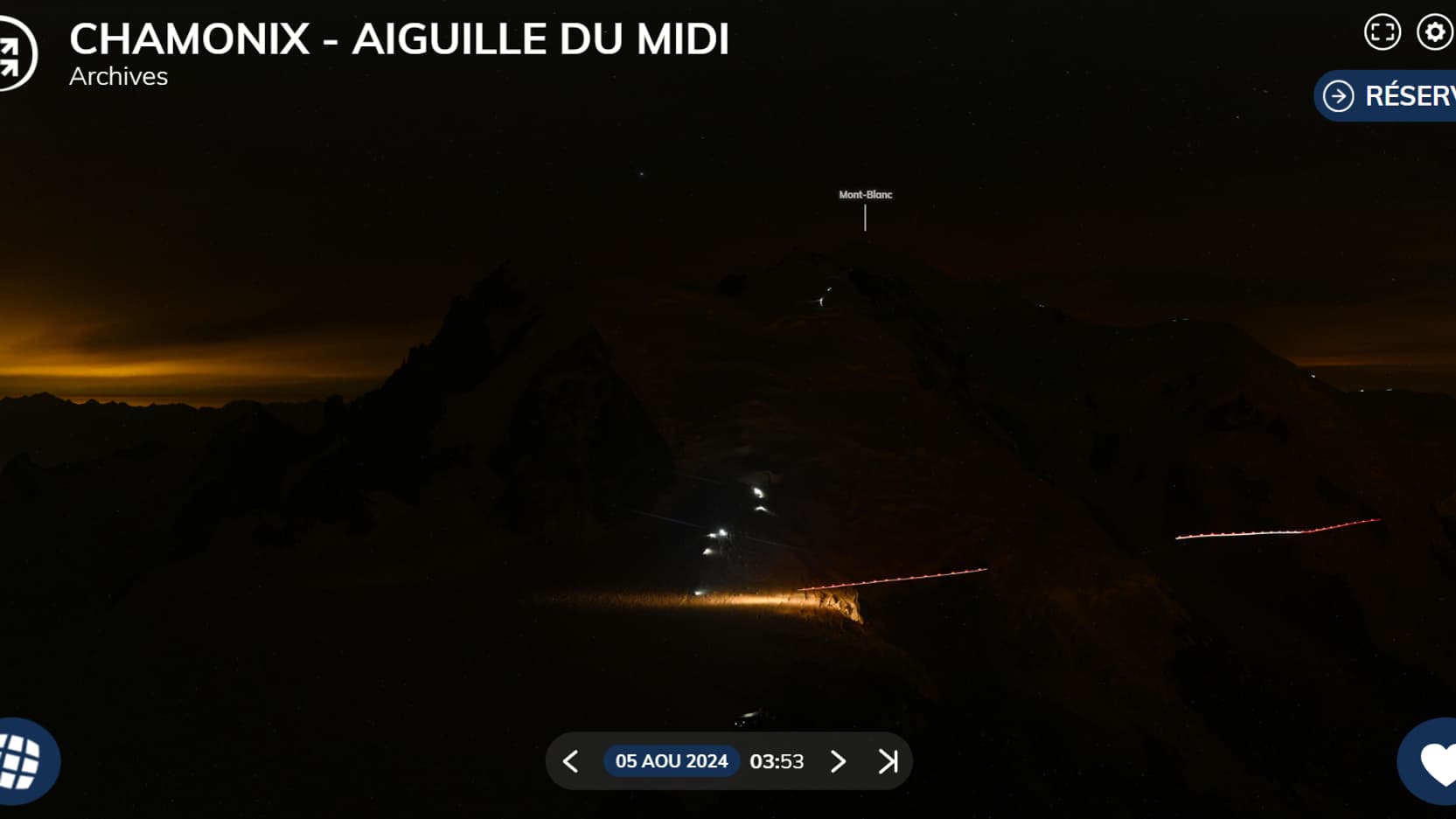 Les images des webcams à l'aiguille du Midi dans la nuit du 4 au 5 août 2024.