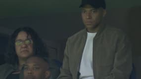 Kylian Mbappé dans les gradins du Bernabéu lors de la rencontre Real Madrid-Athletic Bilbao, ce dimanche.