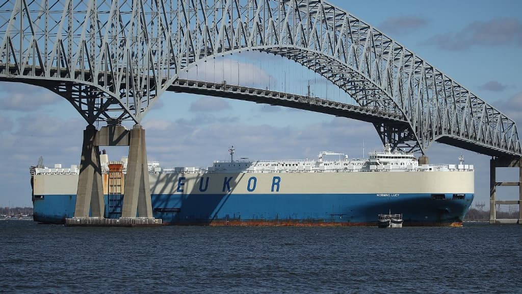 Un cargo sortant passe sous le pont Francis Scott Key, le 9 mars 2018 à Baltimore, dans le Maryland (photo d'archives) Un cargo sortant passe sous le pont Francis Scott Key, le 9 mars 2018 à Baltimore, dans le Maryland (photo d'archives)