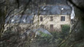 La ferme de Hubert Caouissin, située à Pont-de-Buis, dans le Finistère