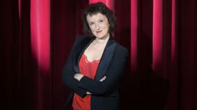 Anne Roumanoff joue son spectacle "Aimons-nous les uns les autres" 