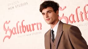 L'actor Jacob Elordi lors de l'avant-première film "Saltburn" en novembre 2023