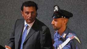 Le commandant Francesco Schettino à l'ouverture de son procès, le 17 juillet 2013.