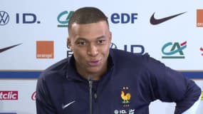 "Je ne répondrai pas aux questions autres que la sélection": Kylian Mbappé évoque brièvement l'officialisation de son arrivée au Real Madrid et coupe court aux questions sur le sujet