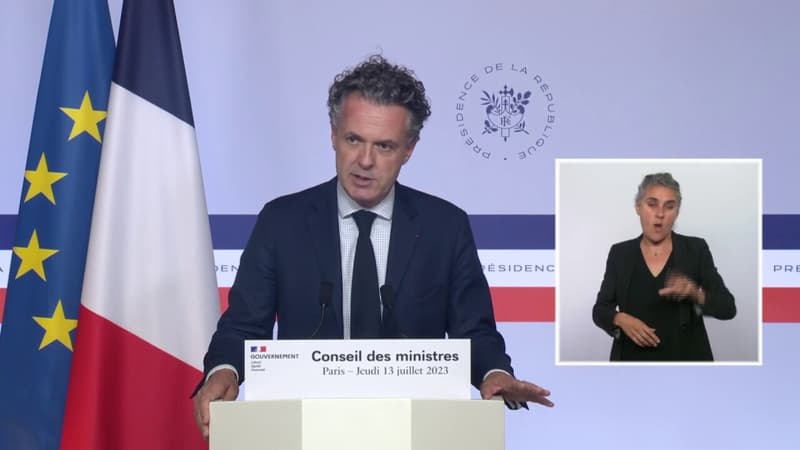 Christophe Béchu, ministre de la Cohésion des territoires, présente son projet de loi sur la reconstruction après les émeutes