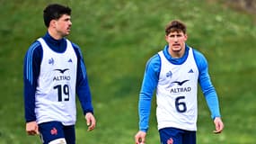 Hugo Auradou et Oscar Jegou lors d'un entraînement du XV de France à Marcoussis, le 28 janvier 2025
