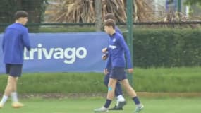 Chelsea : Charlie Holland, 14 ans, a participé à l'entraînement des pros