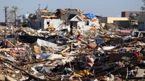 Le 18 novembre 2013, les restes de la ville de Whasington dans l'Illinois, après le passage d'une tornade.