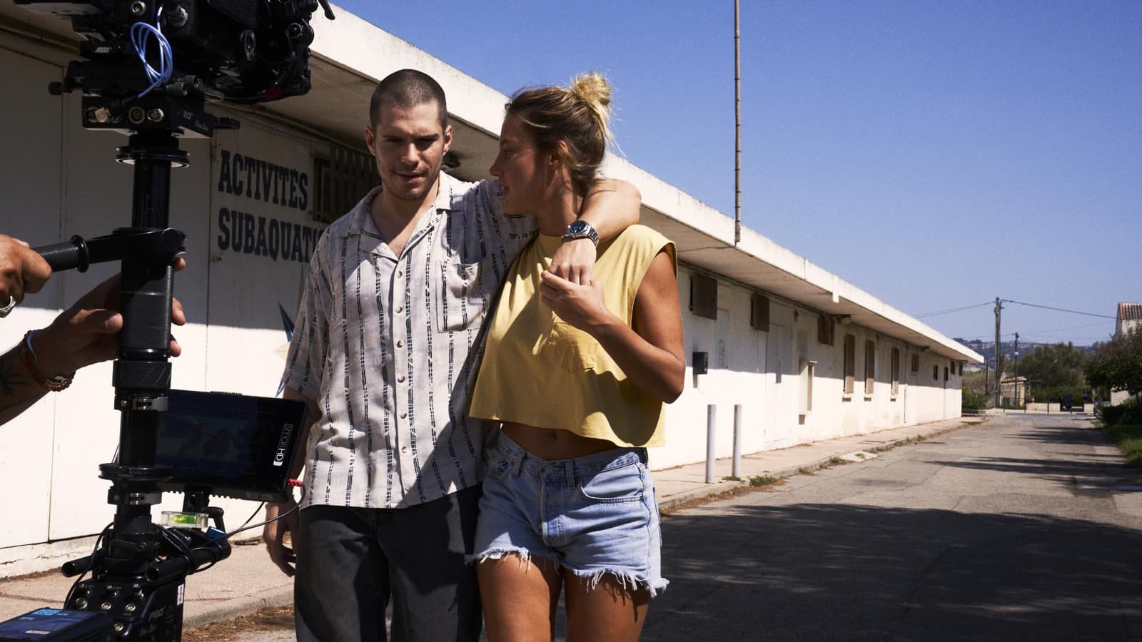 François Civil et Adèle Exarchopoulos sur le tournage de "L'Amour ouf" de Gilles Lellouche François Civil et Adèle Exarchopoulos sur le tournage de "L'Amour ouf" de Gilles Lellouche
