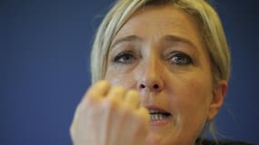 Dans un message de voeux diffusé lundi sur le site internet du Front national, Marine Le Pen estime que "l'espoir" né de son score à la présidentielle de 2012 doit se renforcer encore en vue des prochaines échéances électorales, l'alternance au pouvoir n'