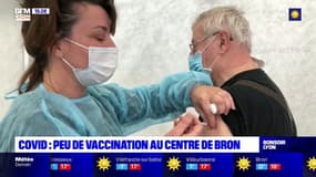 Covid : peu de vaccination au centre de Bron