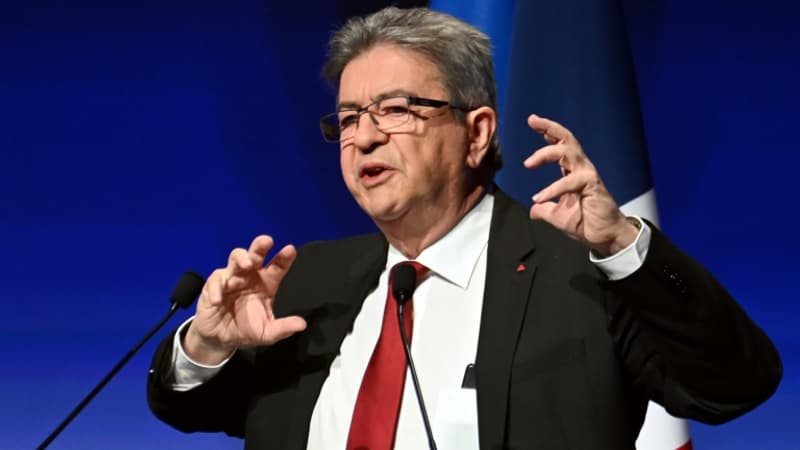 Interpellé par un électeur communiste, Mélenchon conseille de voter 