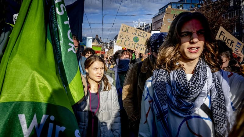 Greta Thunberg à une manifestation contre le réchauffement climatique à Amsterdam, aux Pays-Bas, le 12 novembre 2023