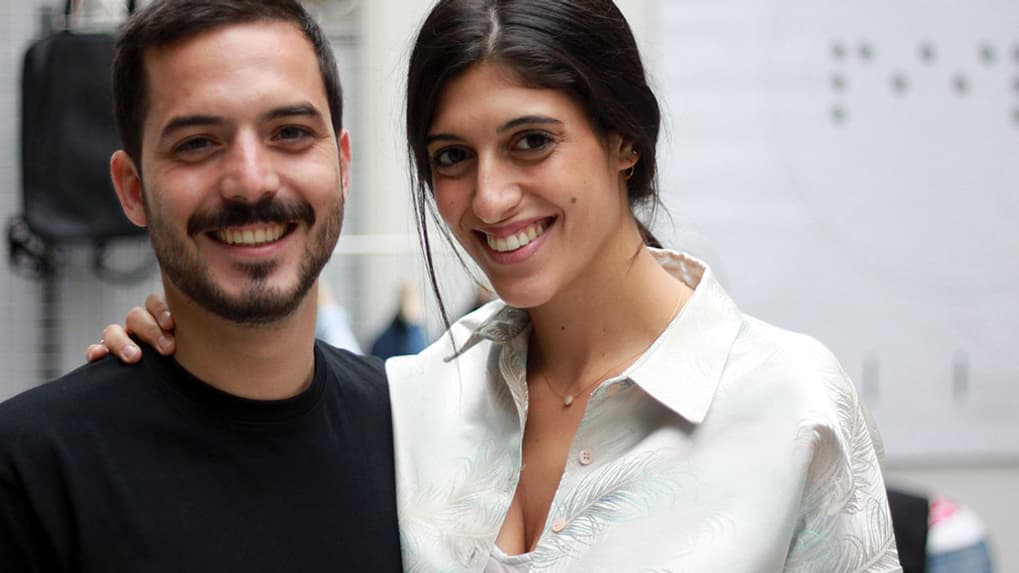Ilan et Léa, un couple passionné par les sneakers, mais pas pour les mêmes raisons. Ilan et Léa, un couple passionné par les sneakers, mais pas pour les mêmes raisons.