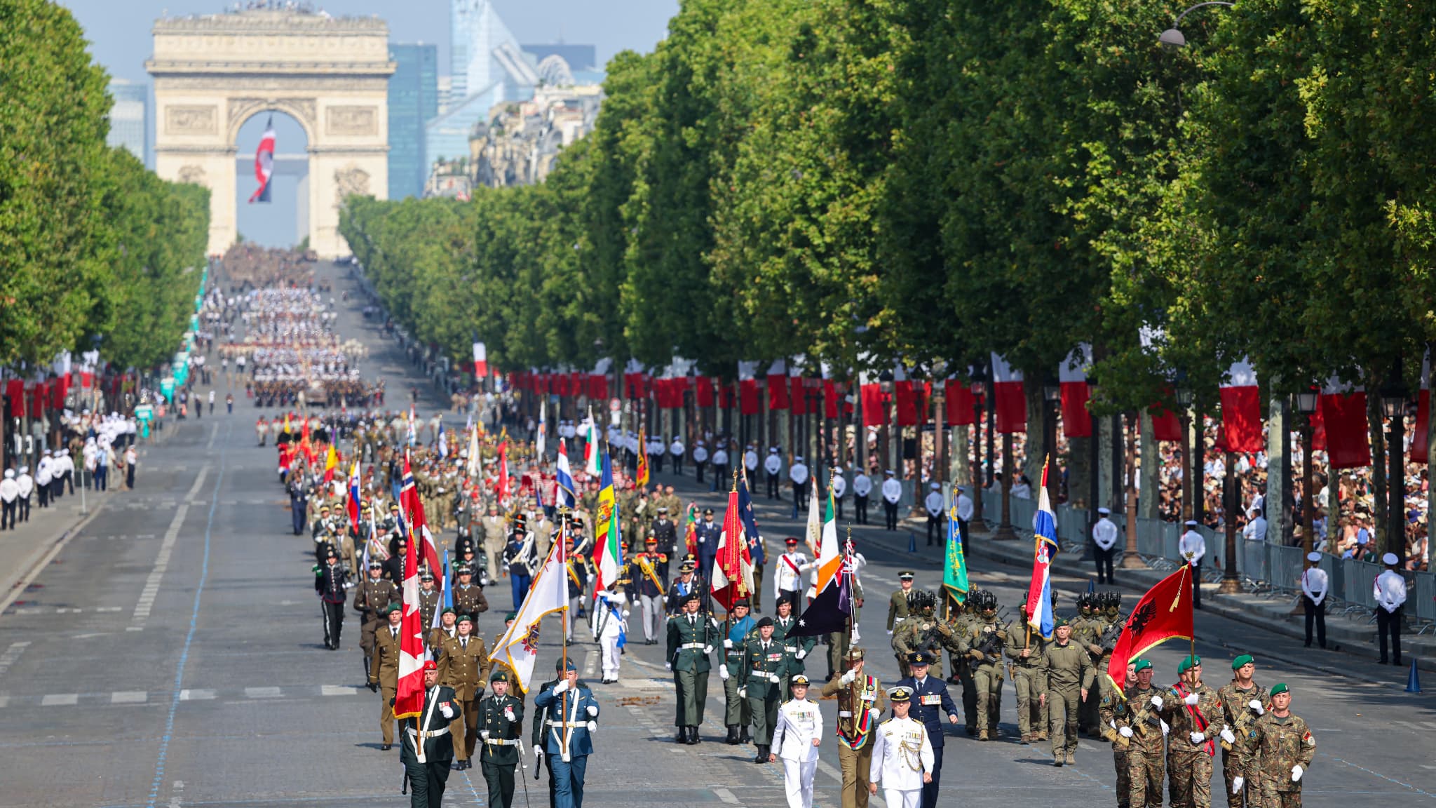 Les troupes de la Coalitions des volontaires, le 14 juillet 2026 à Paris.