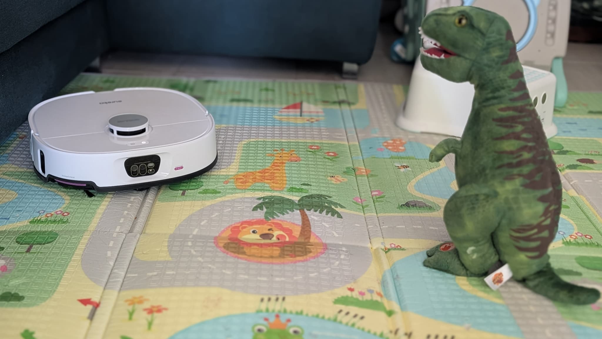 Même les dinosaures ne lui font pas peur ! Même les dinosaures ne lui font pas peur !
