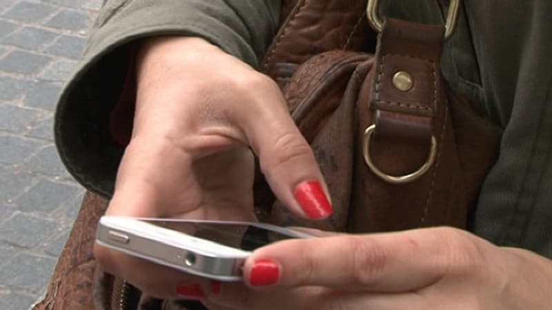 Lille: deux adolescents interpellés après des vols de portables dans le métro