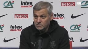 Incidents Paris FC - OL : Genesio "inquiet face à la violence gratuite"