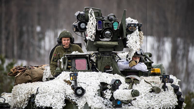 "Il y a une guerre en Europe et le niveau d'alerte a été relevé", a déclaré le ministre norvégien de la Défense