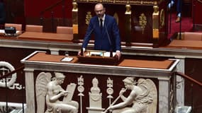 Le Premier ministre veut "mettre la paquet" sur le numérique avec le très haut débit partout en France et la création d'un compte citoyen en ligne.