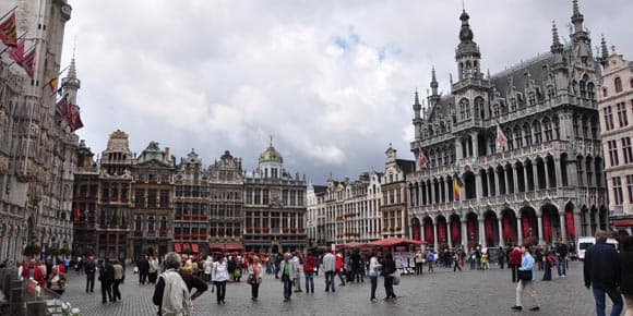 La Grand Place de Bruxelles. La Grand Place de Bruxelles.