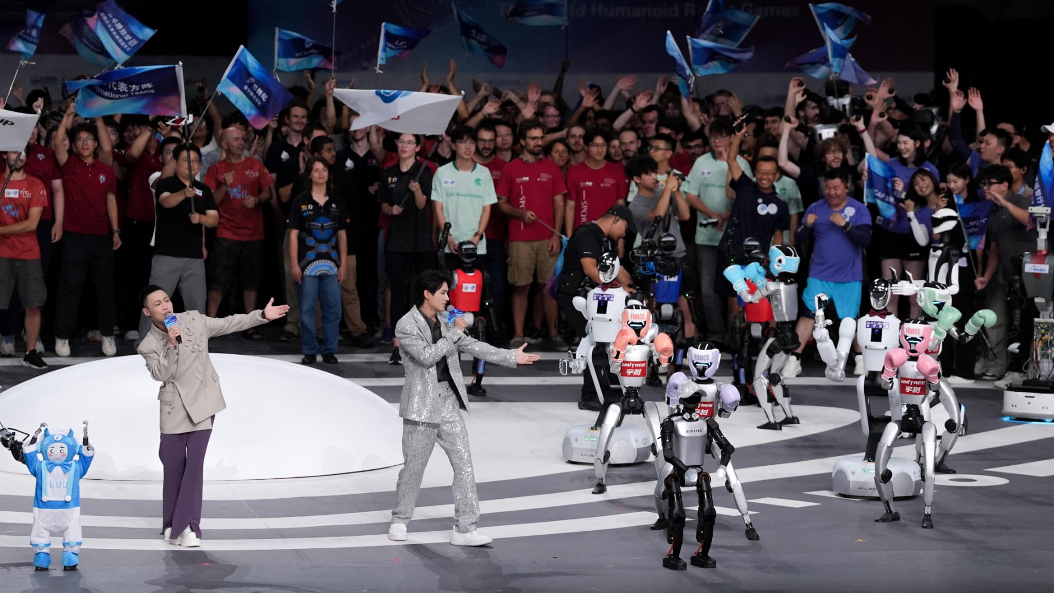 La cérémonie d'ouverture des Jeux mondiaux de robotique humanoïde