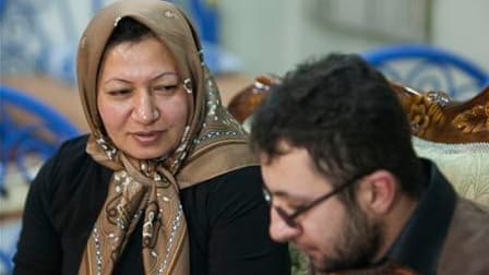 L'Iranienne Sakineh Mohammadi Ashtiani, condamnée à la lapidation pour adultère et complicité dans le meurtre de son mari, a été autorisée samedi à quitter provisoirement sa cellule pour dîner avec sa fille et son fils, qui avait imploré quelques heures p