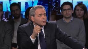 Xavier Bertrand réagit aux "formules chocs" de Manuel Valls sur le FN