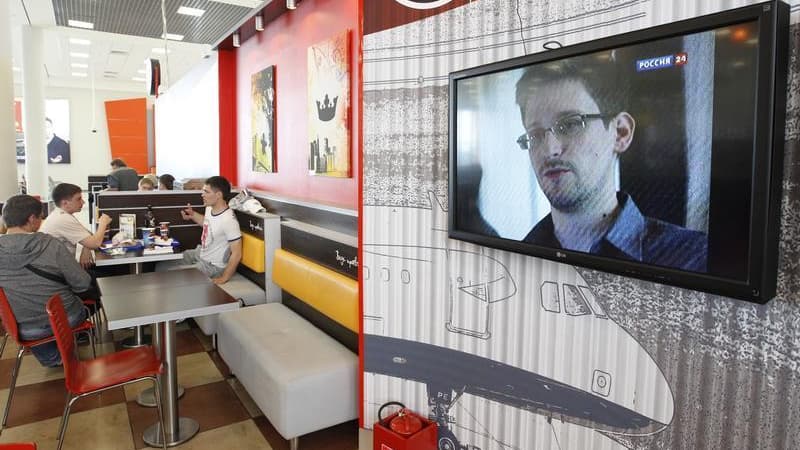 Edward Snowden a retiré sa demande d'asile en Russie lorsque le président Vladimir Poutine l'a invité à renoncer à ses activités "nuisibles pour nos partenaires américains", a fait savoir le Kremlin mardi. L'informaticien à l'origine des révélations sur l