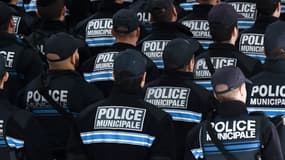 Les policiers municipaux réclament d'être armés comme leurs collègues nationaux.