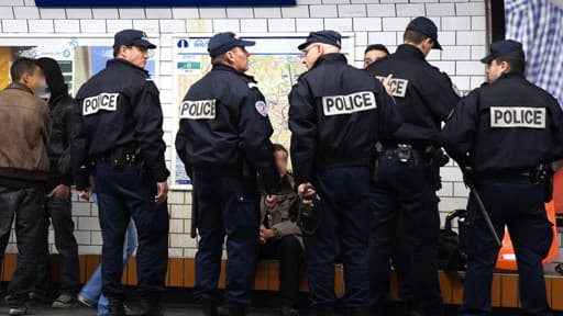 Paris: un homme gravement blessé après une interpellation dans le métro