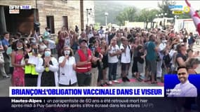 Briançon: manifestation de soignants contre l'obligation vaccinale