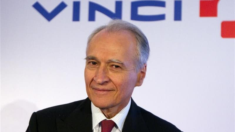 Le PDG du groupe de BTP Vinci, Xavier Huillard, n'est pas hostile au principe de la nouvelle taxe à 75% promise par François Hollande sur les hauts revenus à condition qu'elle reste bien provisoire. /Photo d'archives/REUTERS/Charles Platiau